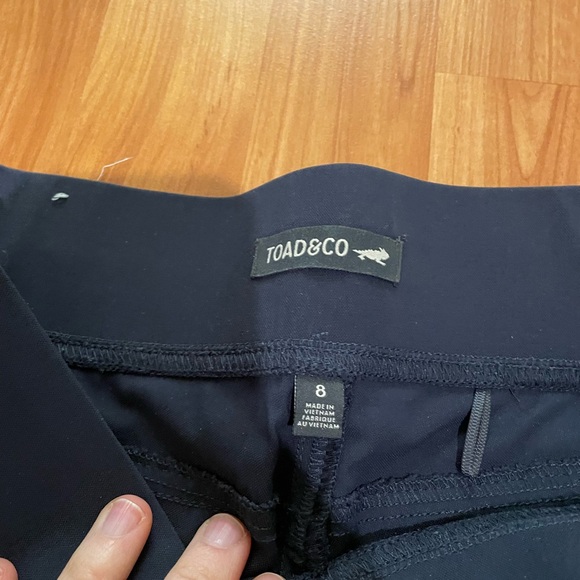 Toad&Co navy blue capri pants - Picture 3 of 4